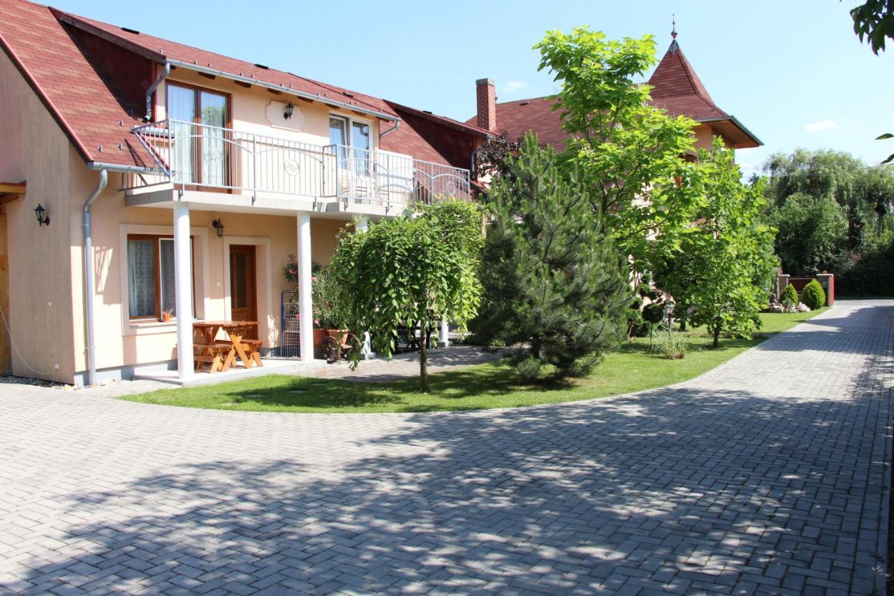 Villa Monika كيستاي المظهر الخارجي الصورة